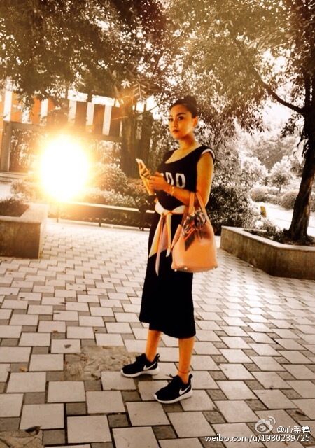 DDY第14期嫩模心系禪BB微博私照全收集